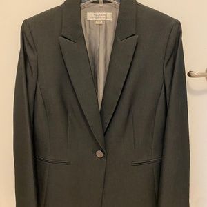 Tahari blazer